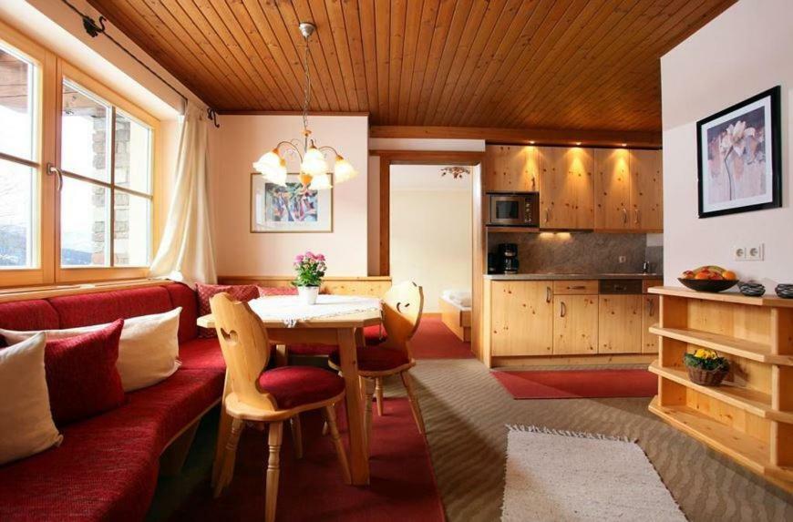 Haus Waldegg Apartment บริกเซินอิมทาเล ภายนอก รูปภาพ