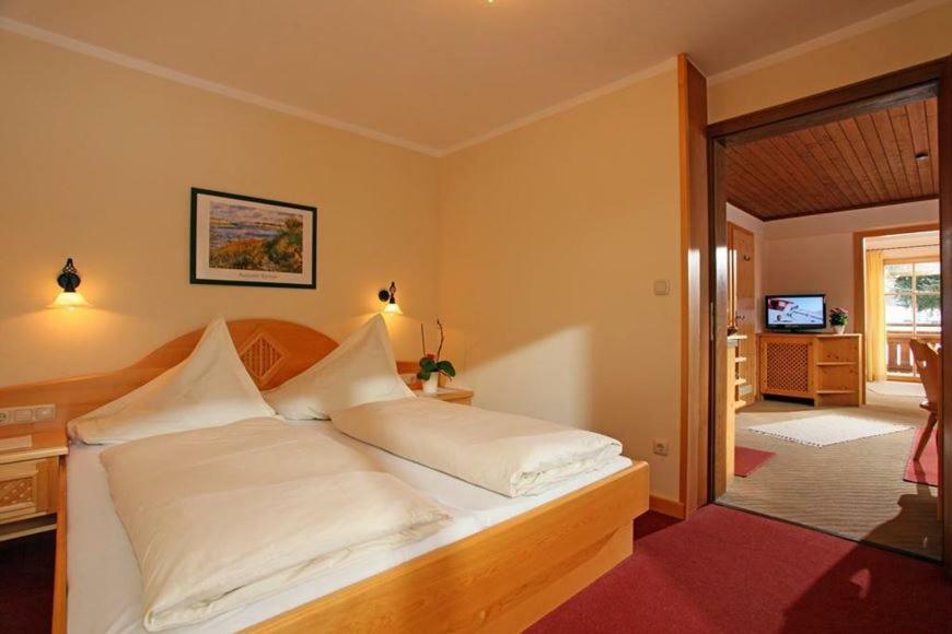 Haus Waldegg Apartment บริกเซินอิมทาเล ภายนอก รูปภาพ